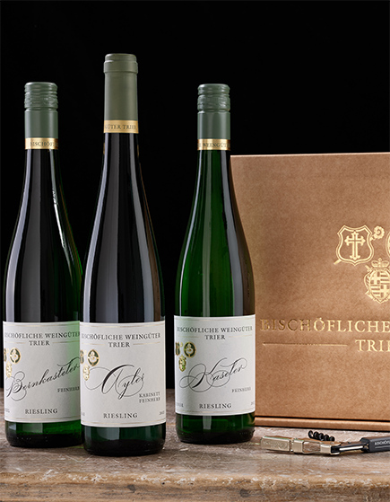 RIESLING feinherb 3er Geschenkkarton natur inkl. Kellnermesser 